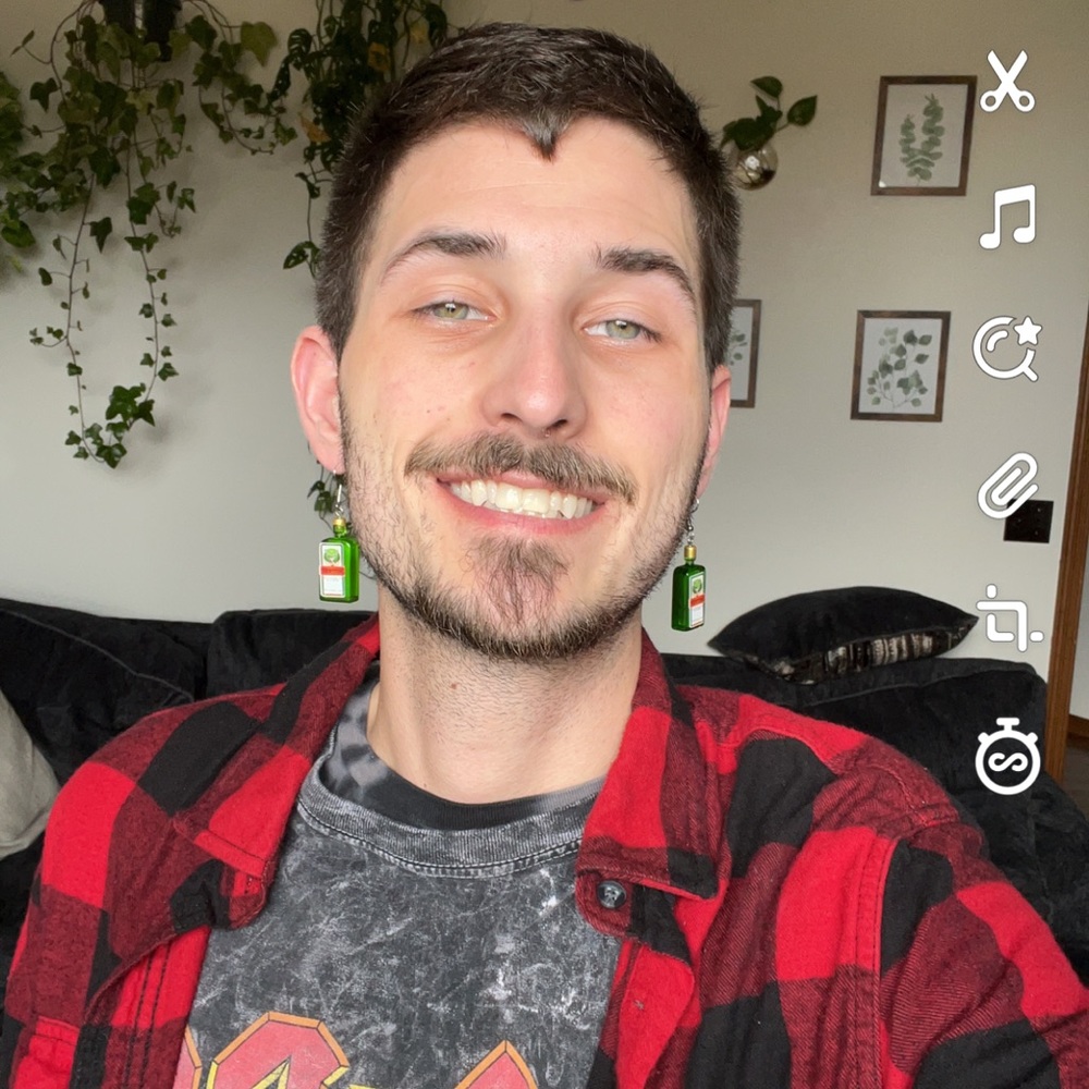 Meet your Posher, Tristen